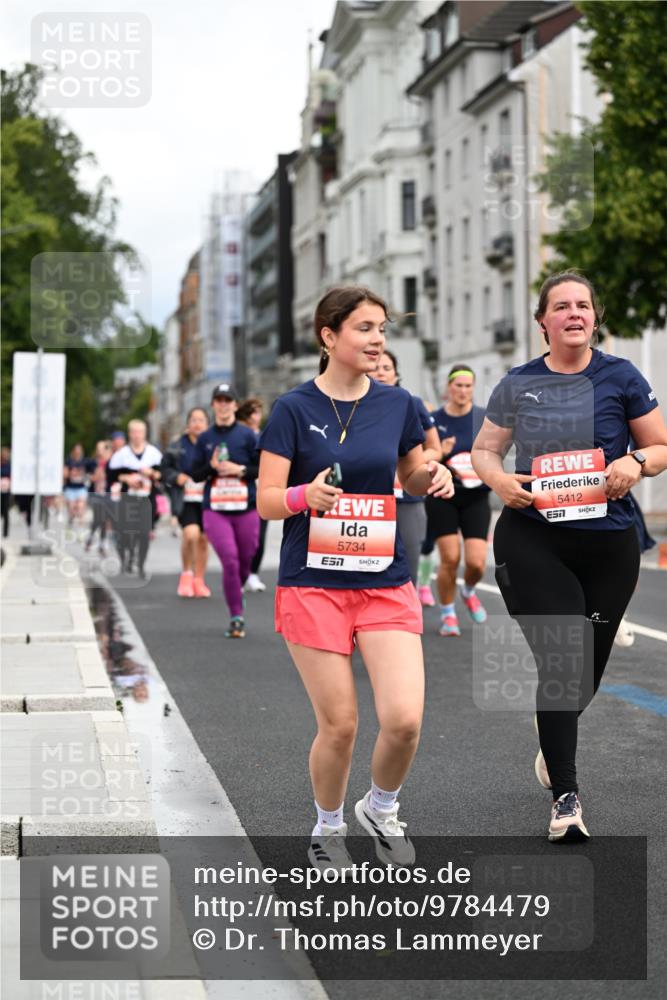 14.06.2026 - REWE Women's Run Dr. Thomas Lammeyer http://msf.ph/oto/9784479 14.06.2026 10:53:51 Laufen 5734, 7, 5412, 7 meine-sportfotos.de