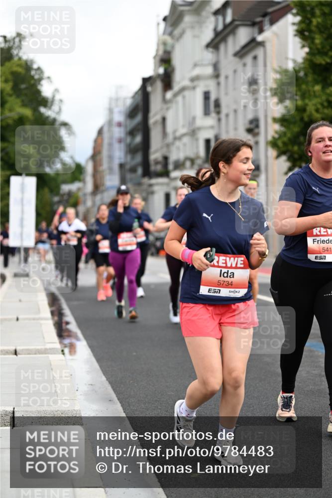 14.06.2026 - REWE Women's Run Dr. Thomas Lammeyer http://msf.ph/oto/9784483 14.06.2026 10:53:52 Laufen 5734, 7, 541 meine-sportfotos.de