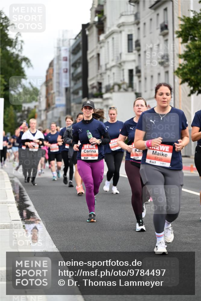 14.06.2026 - REWE Women's Run Dr. Thomas Lammeyer http://msf.ph/oto/9784497 14.06.2026 10:53:53 Laufen 5319, 57, 5229, 57, 5735, 657 meine-sportfotos.de