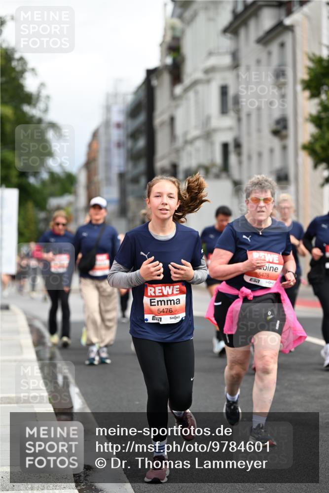 14.06.2026 - REWE Women's Run Dr. Thomas Lammeyer http://msf.ph/oto/9784601 14.06.2026 10:54:02 Laufen 5476, 5478 meine-sportfotos.de