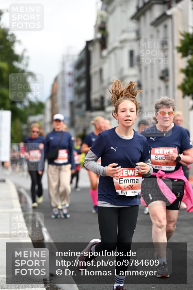 14.06.2026 - REWE Women's Run Dr. Thomas Lammeyer http://msf.ph/oto/9784609 14.06.2026 10:54:02 Laufen 5476, 5478 meine-sportfotos.de