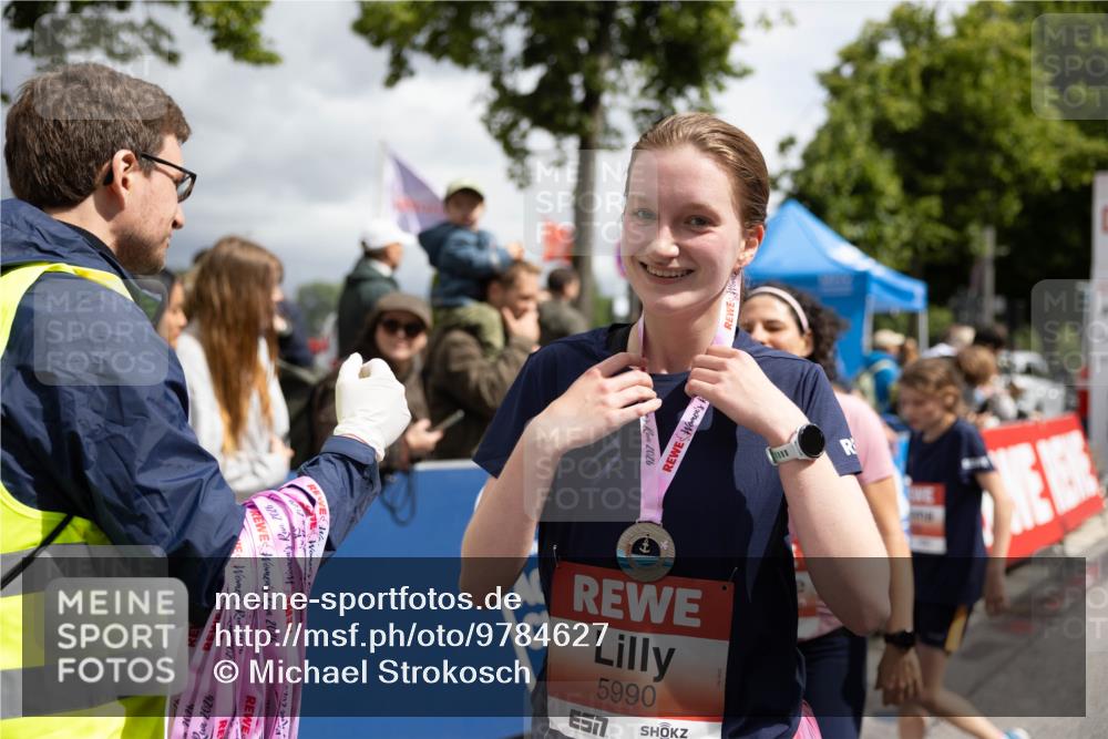 14.06.2026 - REWE Women's Run Michael Strokosch http://msf.ph/oto/9784627 14.06.2026 10:53:51 Laufen 4800, 2016, 2026, 2026, 2026, 5990, 7, 2026 meine-sportfotos.de