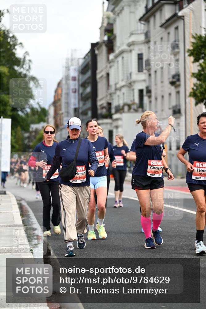 14.06.2026 - REWE Women's Run Dr. Thomas Lammeyer http://msf.ph/oto/9784629 14.06.2026 10:54:04 Laufen 5414, 7, 5075, 7, 5076, 7 meine-sportfotos.de