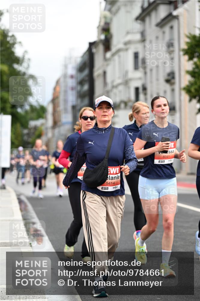14.06.2026 - REWE Women's Run Dr. Thomas Lammeyer http://msf.ph/oto/9784661 14.06.2026 10:54:06 Laufen 5414, 7, 6041, 7 meine-sportfotos.de