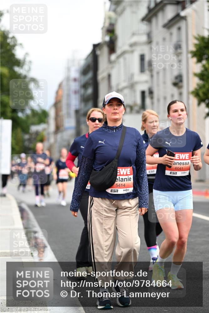 14.06.2026 - REWE Women's Run Dr. Thomas Lammeyer http://msf.ph/oto/9784664 14.06.2026 10:54:06 Laufen 5414, 6041, 7 meine-sportfotos.de