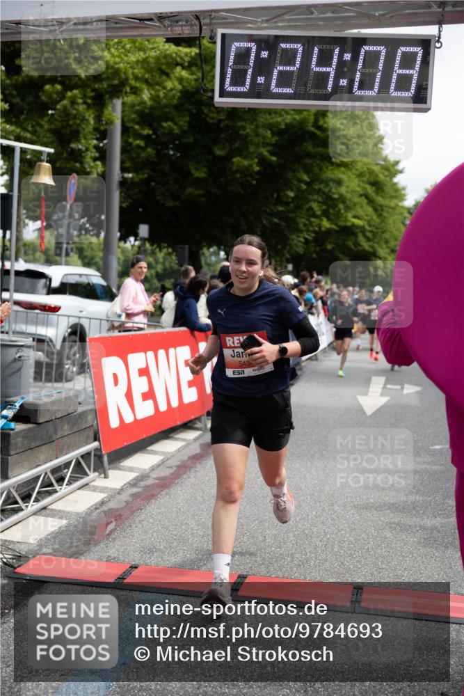 14.06.2026 - REWE Women's Run Michael Strokosch http://msf.ph/oto/9784693 14.06.2026 10:54:55 Laufen 0, 24, 08, 543 meine-sportfotos.de