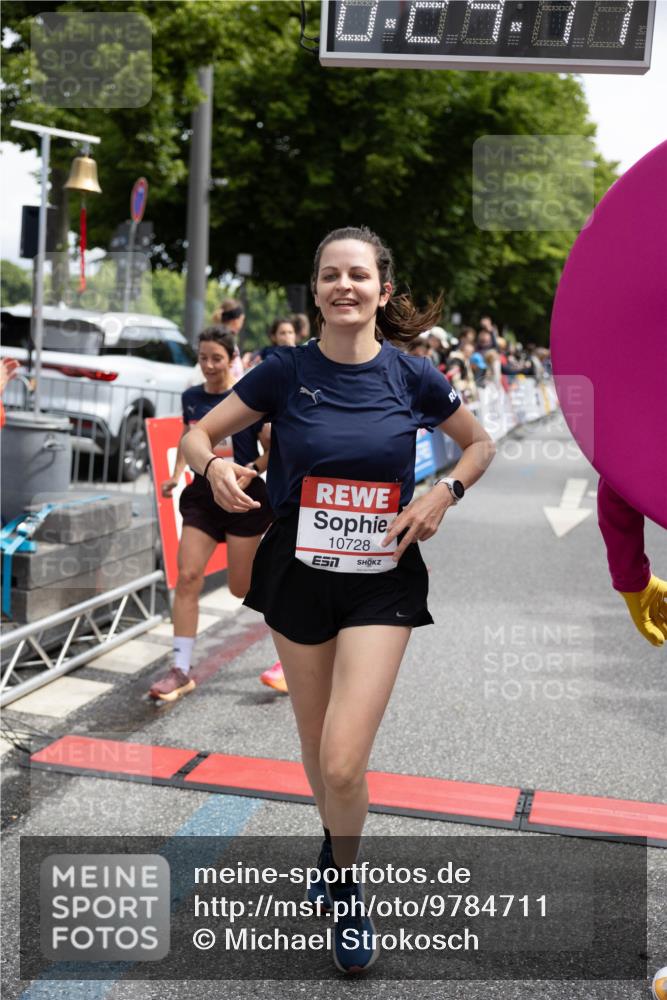 14.06.2026 - REWE Women's Run Michael Strokosch http://msf.ph/oto/9784711 14.06.2026 10:54:58 Laufen 10728 meine-sportfotos.de