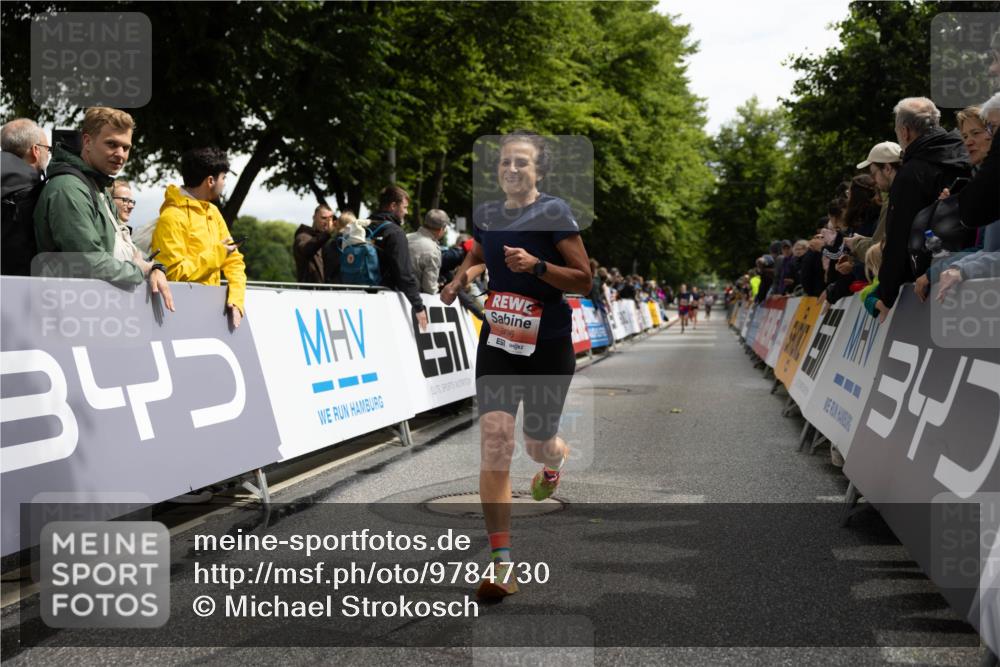 14.06.2026 - REWE Women's Run Michael Strokosch http://msf.ph/oto/9784730 14.06.2026 10:55:19 Laufen 3, 6, 34 meine-sportfotos.de