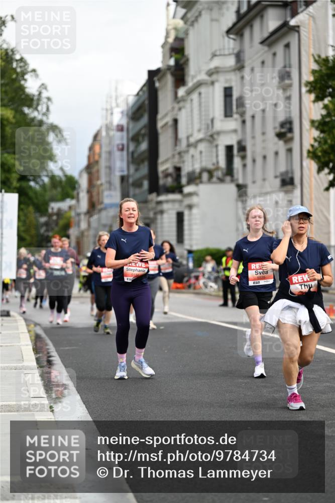 14.06.2026 - REWE Women's Run Dr. Thomas Lammeyer http://msf.ph/oto/9784734 14.06.2026 10:54:10 Laufen 5534, 5535 meine-sportfotos.de