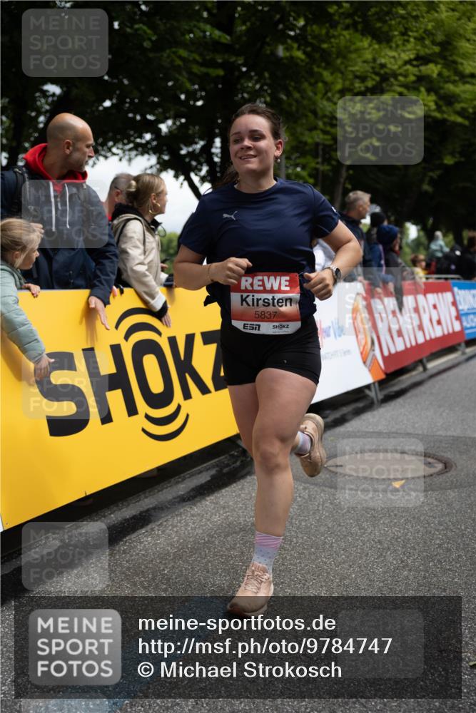 14.06.2026 - REWE Women's Run Michael Strokosch http://msf.ph/oto/9784747 14.06.2026 10:55:29 Laufen 5837 meine-sportfotos.de