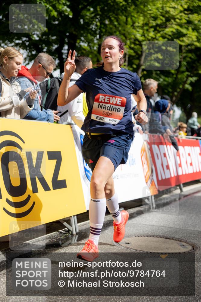 14.06.2026 - REWE Women's Run Michael Strokosch http://msf.ph/oto/9784764 14.06.2026 10:55:44 Laufen 5702 meine-sportfotos.de