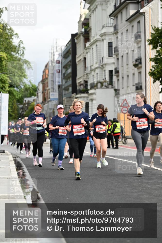 14.06.2026 - REWE Women's Run Dr. Thomas Lammeyer http://msf.ph/oto/9784793 14.06.2026 10:54:14 Laufen 6012, 5554 meine-sportfotos.de