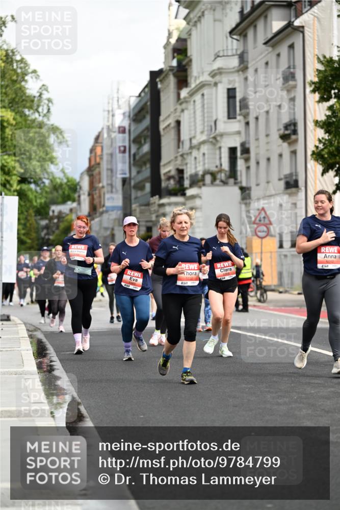 14.06.2026 - REWE Women's Run Dr. Thomas Lammeyer http://msf.ph/oto/9784799 14.06.2026 10:54:14 Laufen 5232, 5, 6012 meine-sportfotos.de