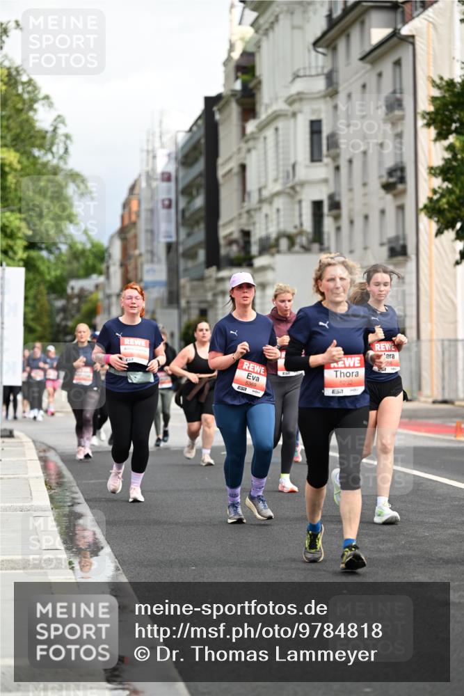 14.06.2026 - REWE Women's Run Dr. Thomas Lammeyer http://msf.ph/oto/9784818 14.06.2026 10:54:16 Laufen 5369, 5232, 51 meine-sportfotos.de