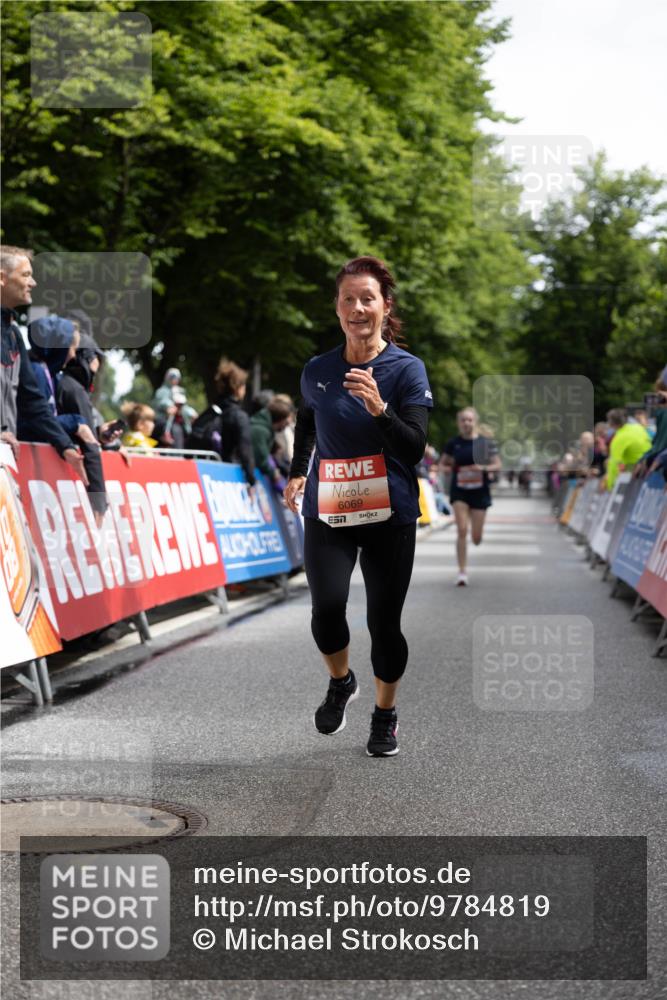 14.06.2026 - REWE Women's Run Michael Strokosch http://msf.ph/oto/9784819 14.06.2026 10:55:55 Laufen 6069 meine-sportfotos.de