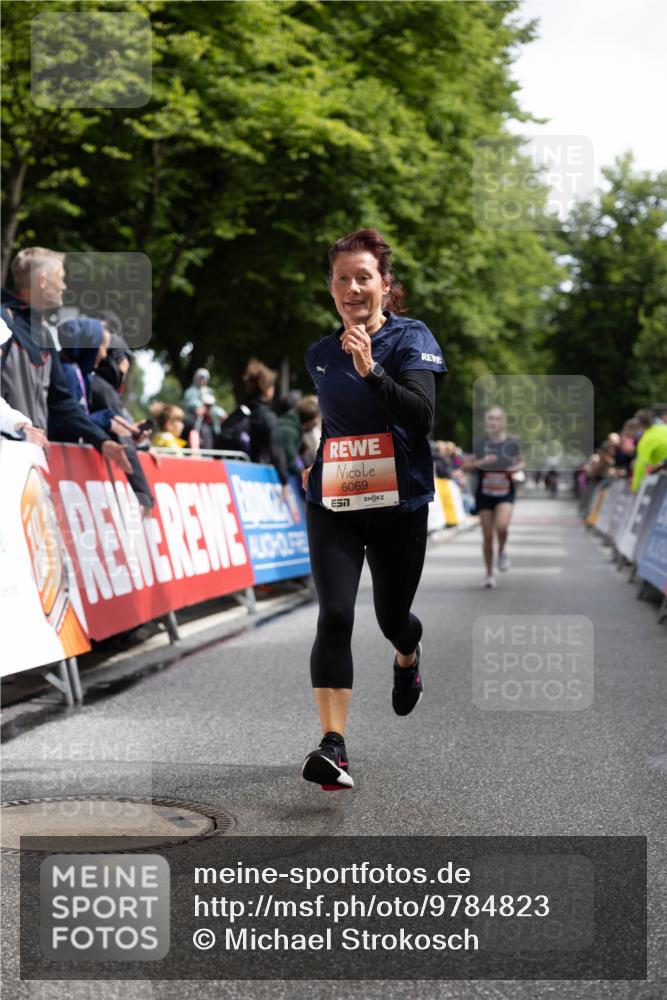14.06.2026 - REWE Women's Run Michael Strokosch http://msf.ph/oto/9784823 14.06.2026 10:55:56 Laufen 6069 meine-sportfotos.de