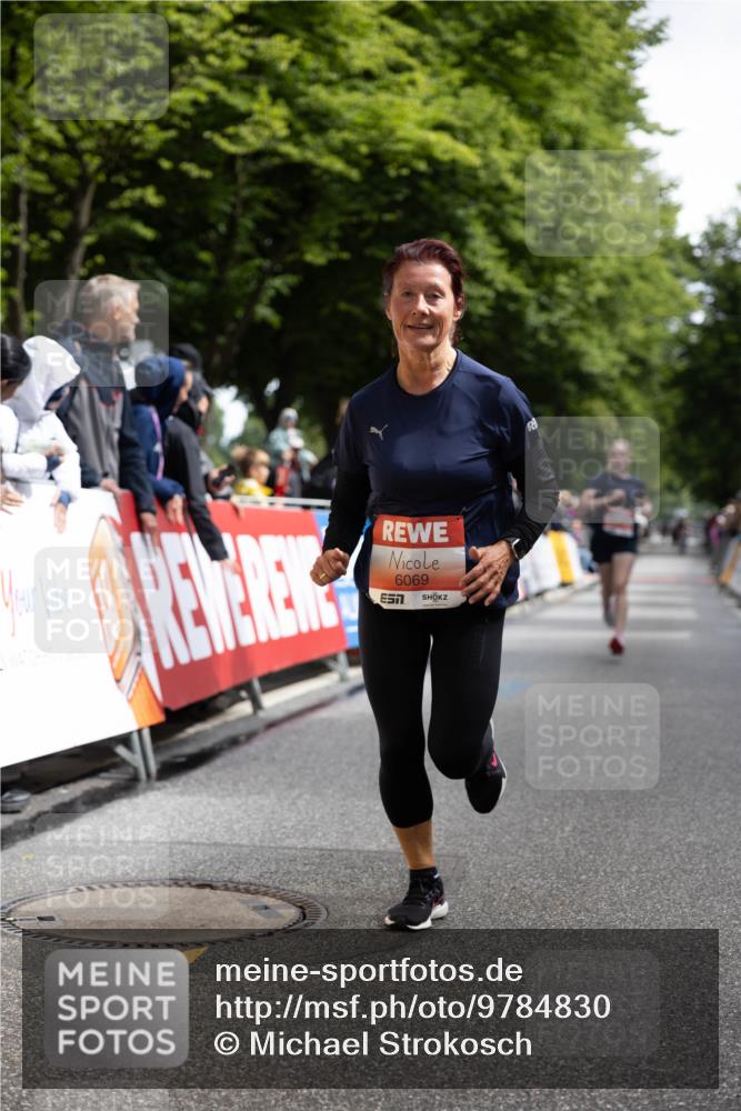 14.06.2026 - REWE Women's Run Michael Strokosch http://msf.ph/oto/9784830 14.06.2026 10:55:56 Laufen 6069 meine-sportfotos.de