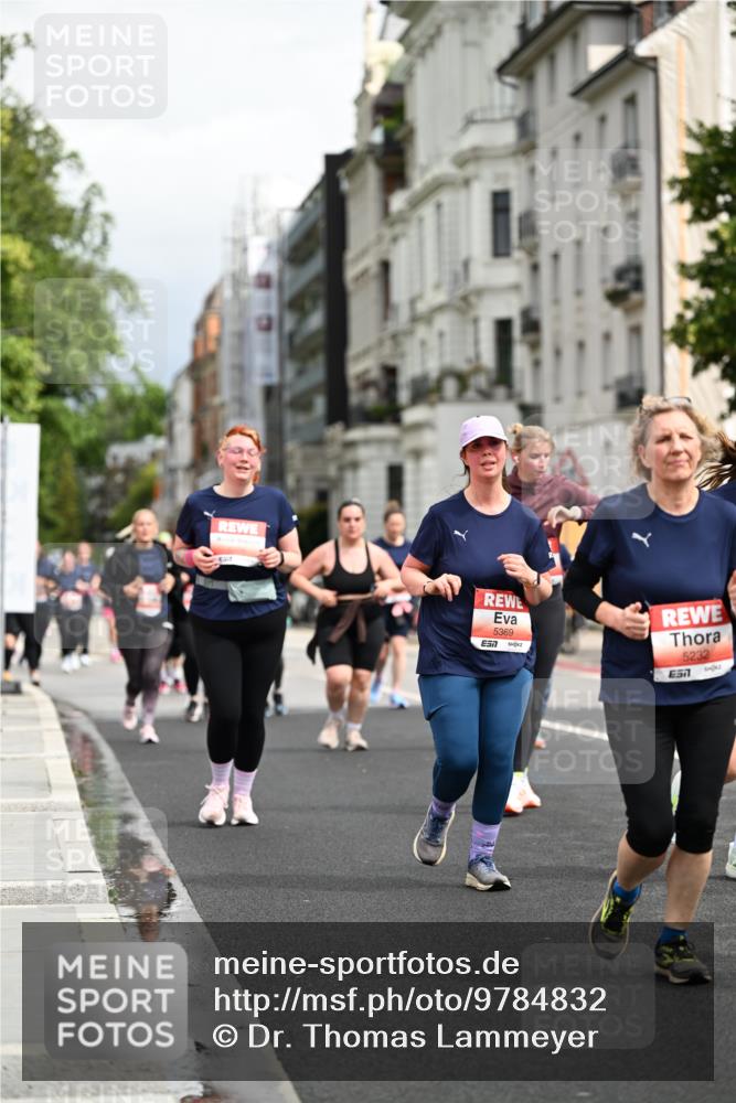 14.06.2026 - REWE Women's Run Dr. Thomas Lammeyer http://msf.ph/oto/9784832 14.06.2026 10:54:17 Laufen 5369, 5232, 57 meine-sportfotos.de