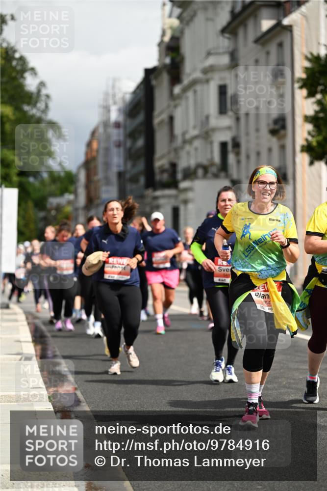 14.06.2026 - REWE Women's Run Dr. Thomas Lammeyer http://msf.ph/oto/9784916 14.06.2026 10:54:27 Laufen 633, 664 meine-sportfotos.de
