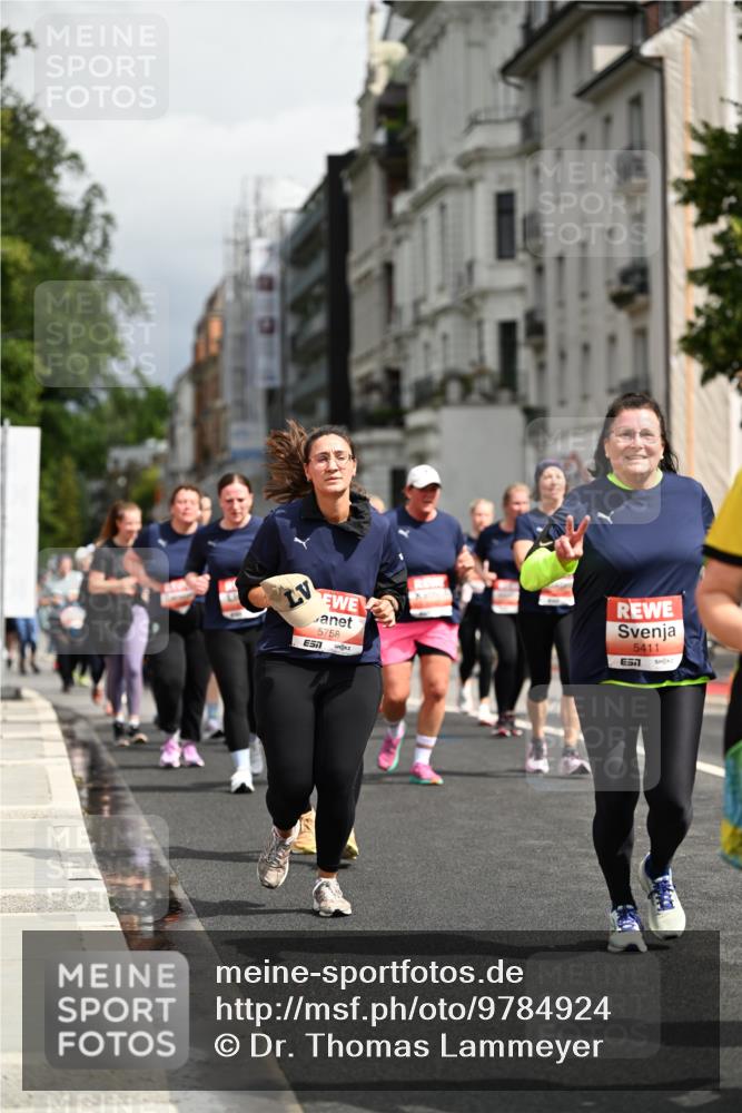 14.06.2026 - REWE Women's Run Dr. Thomas Lammeyer http://msf.ph/oto/9784924 14.06.2026 10:54:28 Laufen 5758, 5411, 7, 7624 meine-sportfotos.de