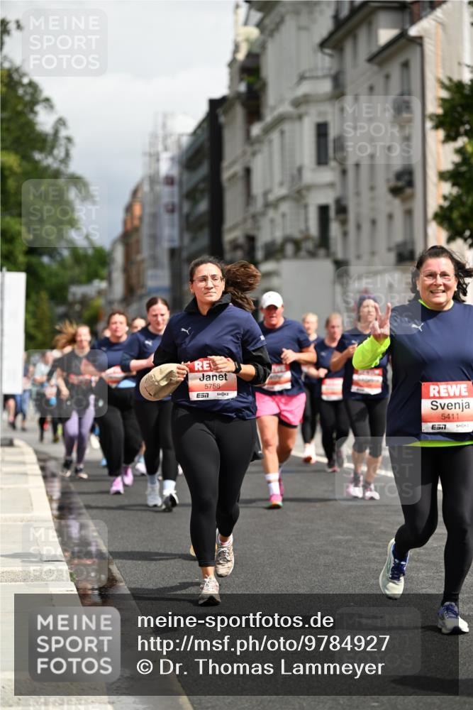 14.06.2026 - REWE Women's Run Dr. Thomas Lammeyer http://msf.ph/oto/9784927 14.06.2026 10:54:28 Laufen 5758, 5411 meine-sportfotos.de