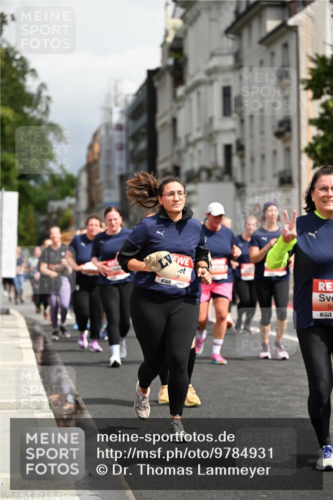 14.06.2026 - REWE Women's Run Dr. Thomas Lammeyer http://msf.ph/oto/9784931 14.06.2026 10:54:28 Laufen 7, 158, 54 meine-sportfotos.de