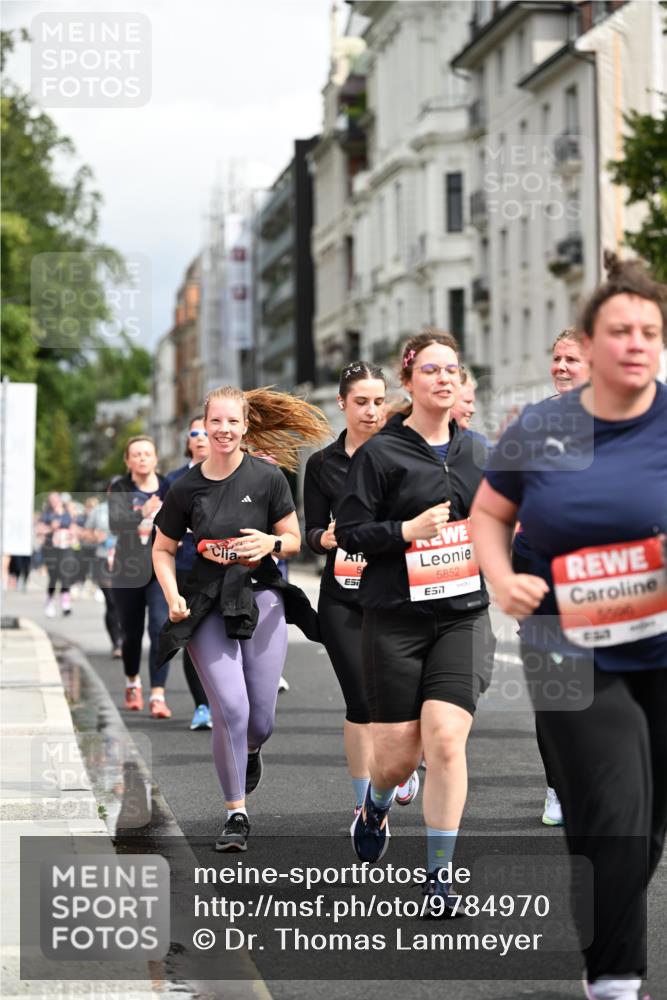 14.06.2026 - REWE Women's Run Dr. Thomas Lammeyer http://msf.ph/oto/9784970 14.06.2026 10:54:33 Laufen 5852, 6090 meine-sportfotos.de