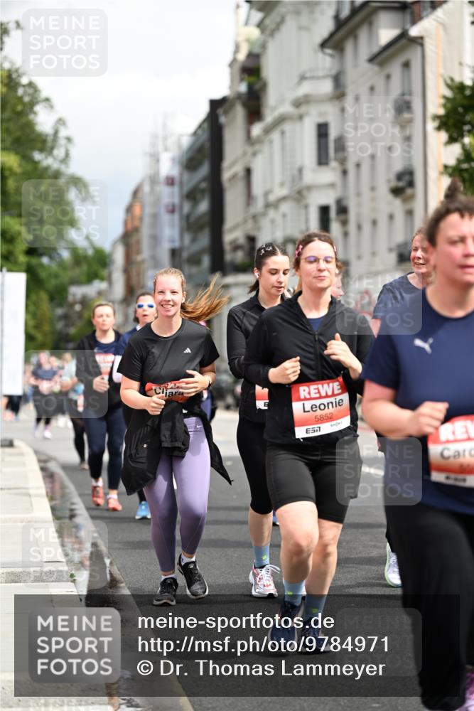 14.06.2026 - REWE Women's Run Dr. Thomas Lammeyer http://msf.ph/oto/9784971 14.06.2026 10:54:33 Laufen 5852, 57 meine-sportfotos.de