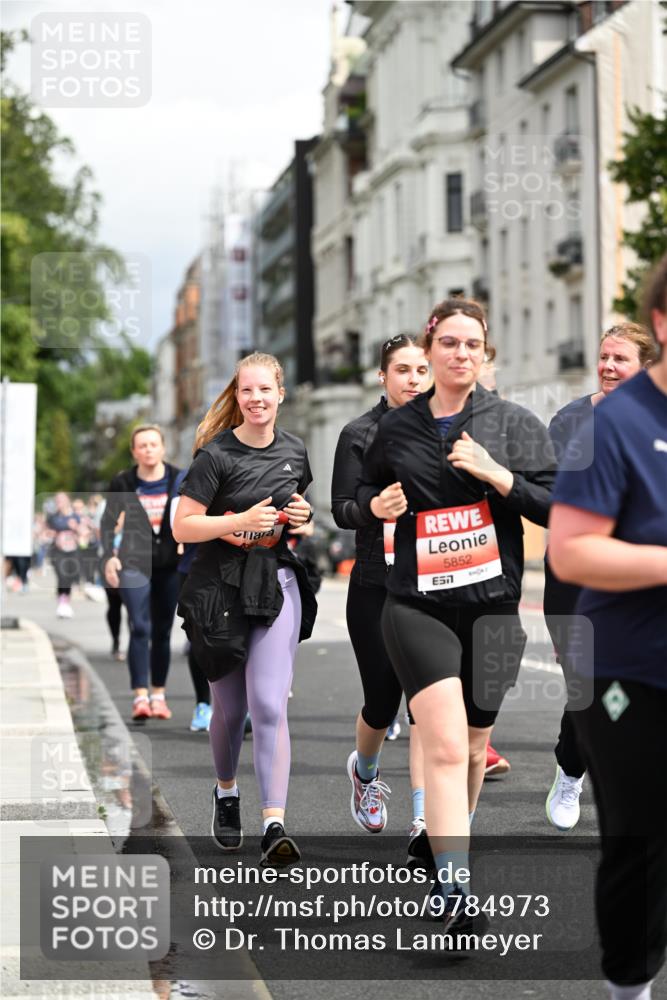 14.06.2026 - REWE Women's Run Dr. Thomas Lammeyer http://msf.ph/oto/9784973 14.06.2026 10:54:33 Laufen 5852, 57 meine-sportfotos.de