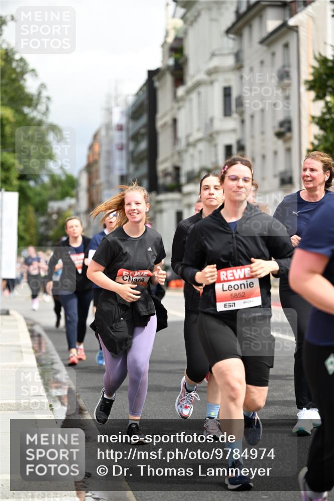 14.06.2026 - REWE Women's Run Dr. Thomas Lammeyer http://msf.ph/oto/9784974 14.06.2026 10:54:33 Laufen 5852, 57 meine-sportfotos.de