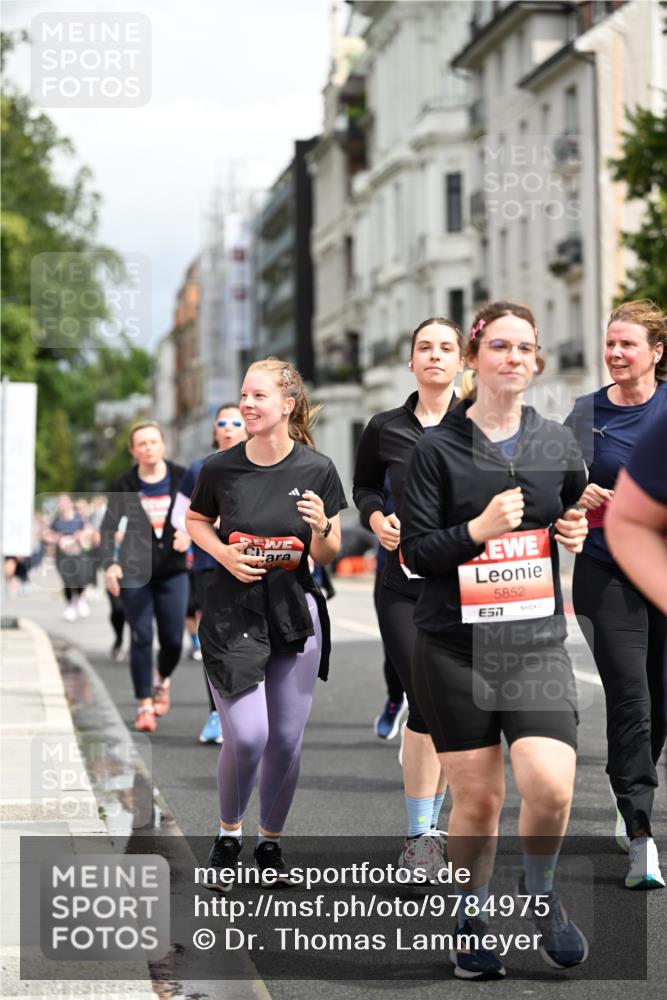14.06.2026 - REWE Women's Run Dr. Thomas Lammeyer http://msf.ph/oto/9784975 14.06.2026 10:54:34 Laufen 5852, 57 meine-sportfotos.de