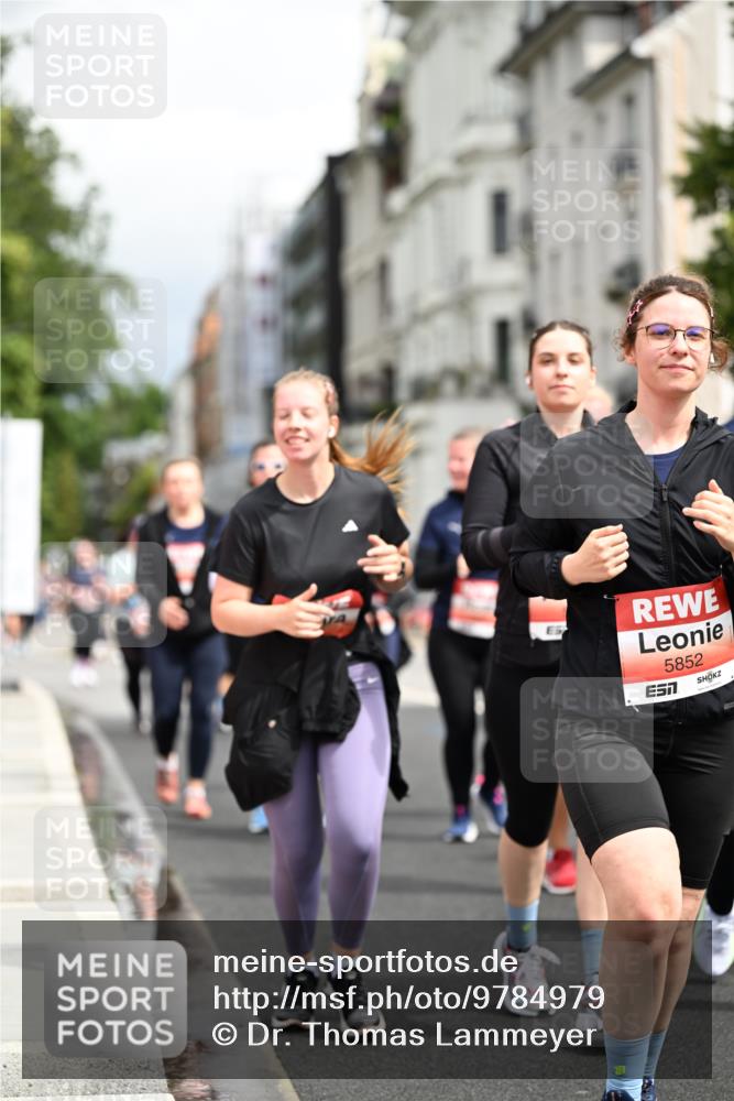 14.06.2026 - REWE Women's Run Dr. Thomas Lammeyer http://msf.ph/oto/9784979 14.06.2026 10:54:34 Laufen 5852, 7 meine-sportfotos.de