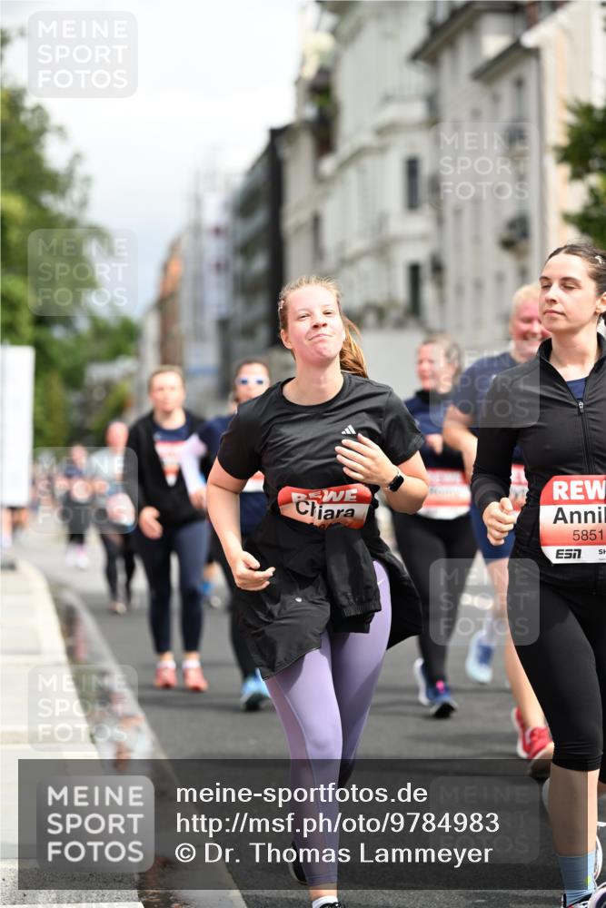14.06.2026 - REWE Women's Run Dr. Thomas Lammeyer http://msf.ph/oto/9784983 14.06.2026 10:54:35 Laufen 5851 meine-sportfotos.de