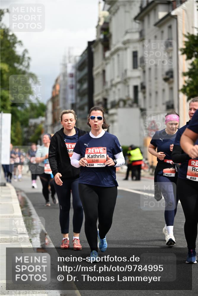 14.06.2026 - REWE Women's Run Dr. Thomas Lammeyer http://msf.ph/oto/9784995 14.06.2026 10:54:36 Laufen 51, 5246, 657, 58 meine-sportfotos.de