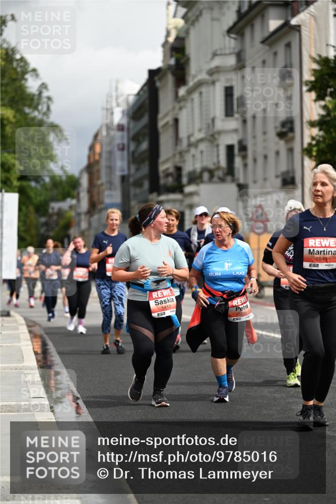14.06.2026 - REWE Women's Run Dr. Thomas Lammeyer http://msf.ph/oto/9785016 14.06.2026 10:54:40 Laufen 5413, 57, 7, 5844, 7 meine-sportfotos.de