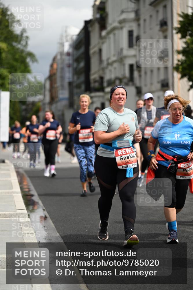 14.06.2026 - REWE Women's Run Dr. Thomas Lammeyer http://msf.ph/oto/9785020 14.06.2026 10:54:41 Laufen 5413, 5779 meine-sportfotos.de