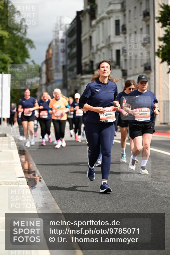14.06.2026 - REWE Women's Run Dr. Thomas Lammeyer http://msf.ph/oto/9785071 14.06.2026 10:54:48 Laufen 5968, 51, 5253 meine-sportfotos.de