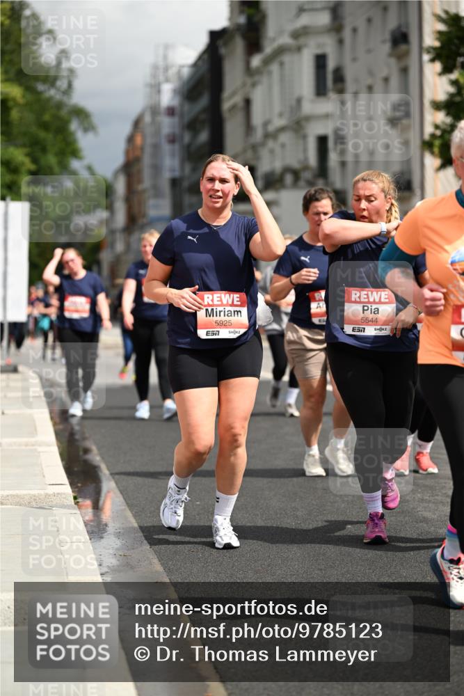 14.06.2026 - REWE Women's Run Dr. Thomas Lammeyer http://msf.ph/oto/9785123 14.06.2026 10:54:54 Laufen 5925, 5544, 7 meine-sportfotos.de
