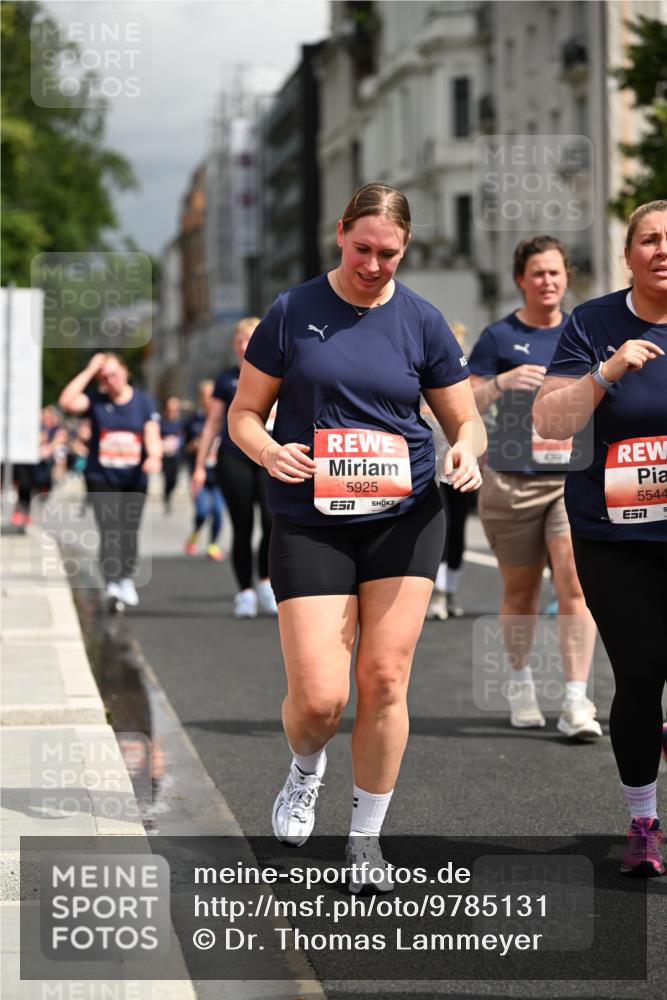14.06.2026 - REWE Women's Run Dr. Thomas Lammeyer http://msf.ph/oto/9785131 14.06.2026 10:54:55 Laufen 5925, 7, 5544 meine-sportfotos.de