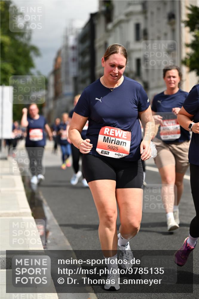 14.06.2026 - REWE Women's Run Dr. Thomas Lammeyer http://msf.ph/oto/9785135 14.06.2026 10:54:56 Laufen 5925 meine-sportfotos.de
