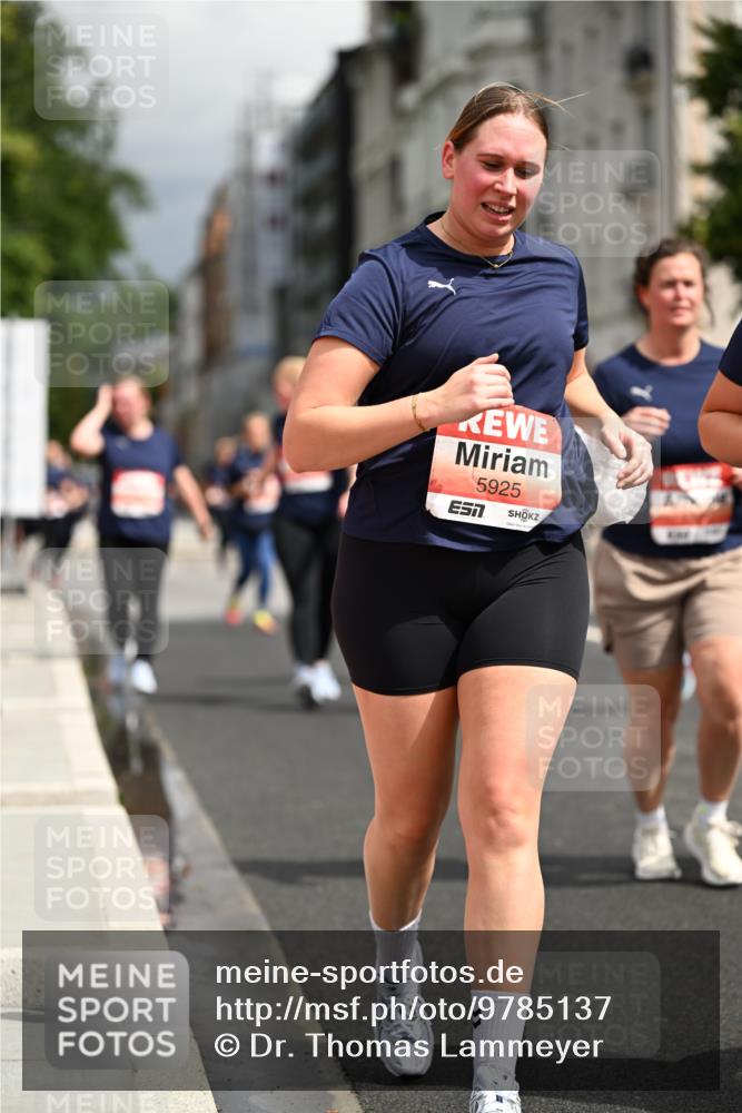 14.06.2026 - REWE Women's Run Dr. Thomas Lammeyer http://msf.ph/oto/9785137 14.06.2026 10:54:56 Laufen 5925 meine-sportfotos.de