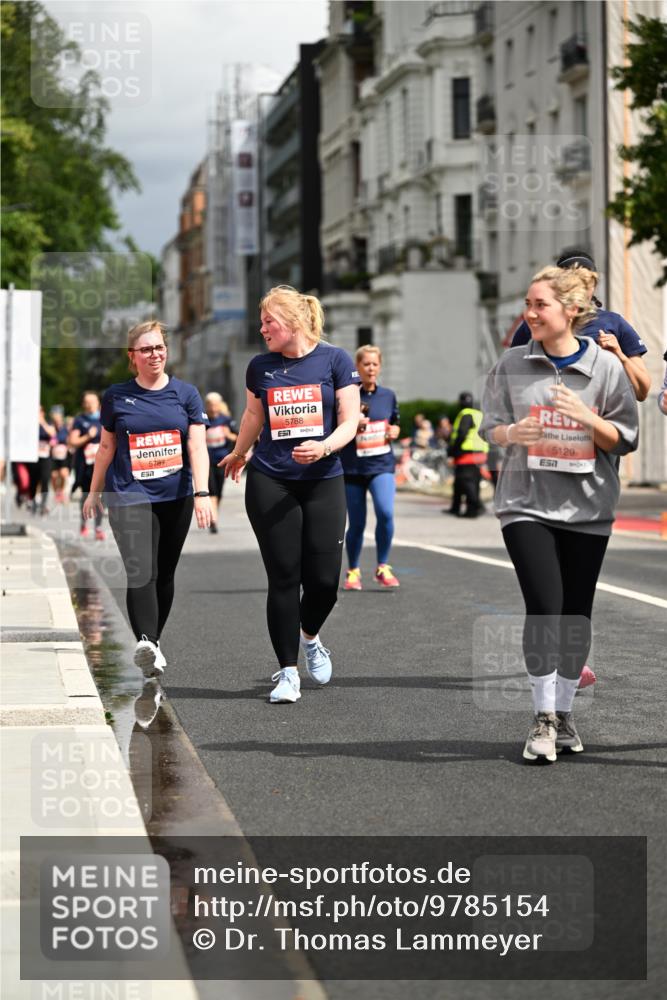 14.06.2026 - REWE Women's Run Dr. Thomas Lammeyer http://msf.ph/oto/9785154 14.06.2026 10:54:58 Laufen 5787, 57, 5788, 57, 5129, 57 meine-sportfotos.de