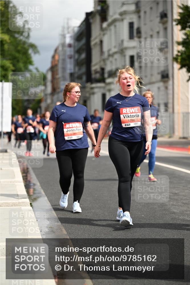 14.06.2026 - REWE Women's Run Dr. Thomas Lammeyer http://msf.ph/oto/9785162 14.06.2026 10:55:00 Laufen 7, 787, 5788, 57 meine-sportfotos.de