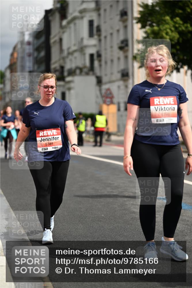 14.06.2026 - REWE Women's Run Dr. Thomas Lammeyer http://msf.ph/oto/9785166 14.06.2026 10:55:01 Laufen 5787, 5788, 57 meine-sportfotos.de