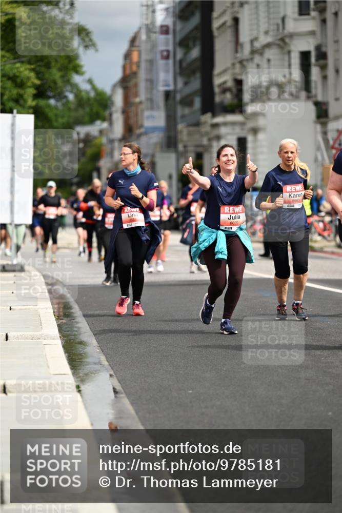 14.06.2026 - REWE Women's Run Dr. Thomas Lammeyer http://msf.ph/oto/9785181 14.06.2026 10:55:05 Laufen 657, 6039, 5593 meine-sportfotos.de