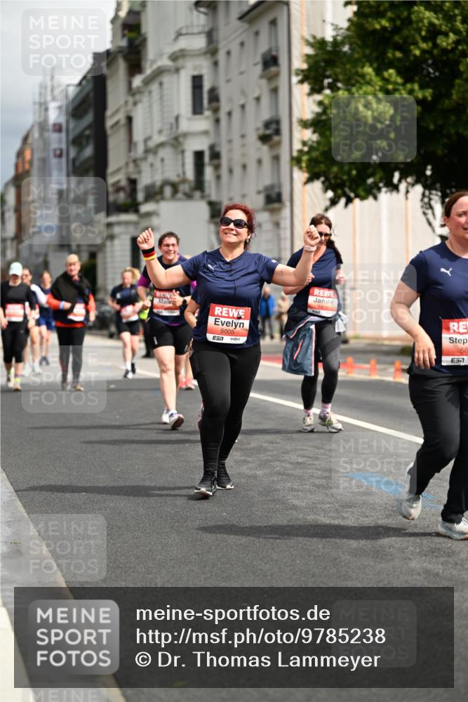 14.06.2026 - REWE Women's Run Dr. Thomas Lammeyer http://msf.ph/oto/9785238 14.06.2026 10:55:13 Laufen 5005, 57, 50, 57 meine-sportfotos.de