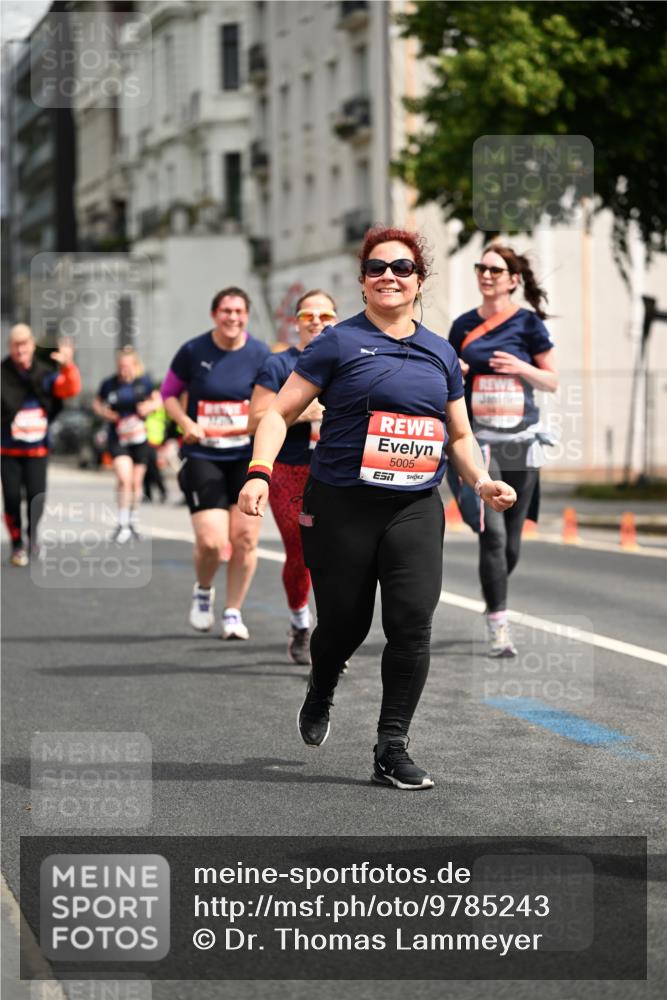 14.06.2026 - REWE Women's Run Dr. Thomas Lammeyer http://msf.ph/oto/9785243 14.06.2026 10:55:13 Laufen 5005 meine-sportfotos.de