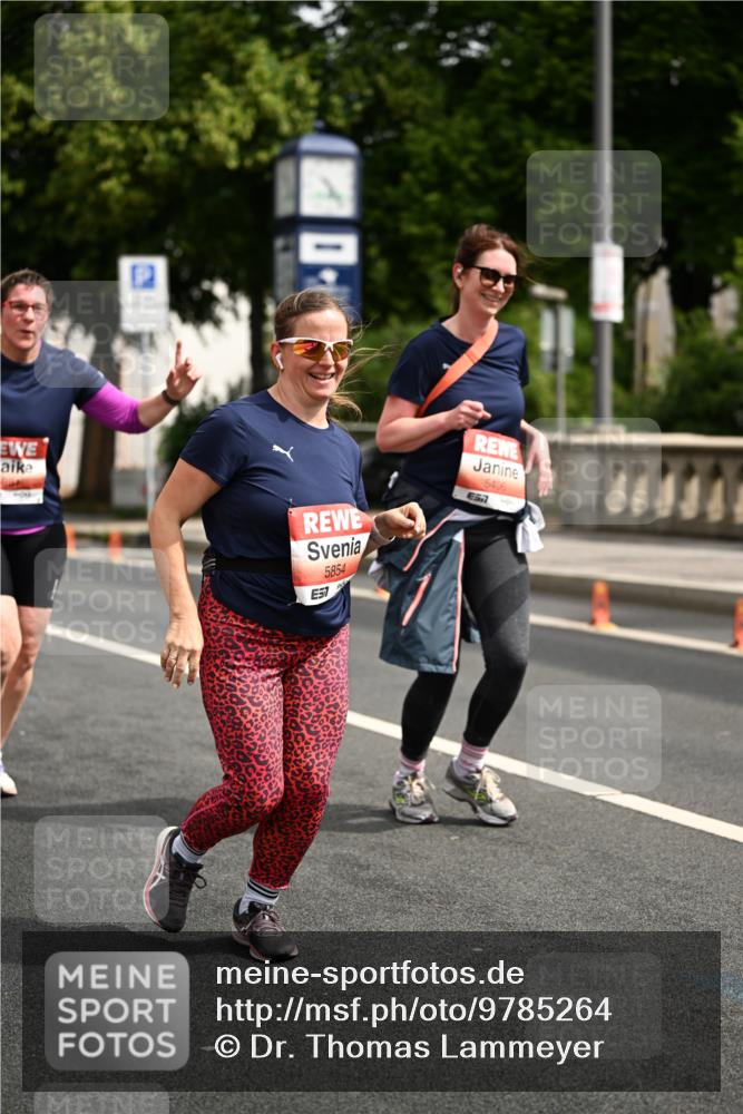 14.06.2026 - REWE Women's Run Dr. Thomas Lammeyer http://msf.ph/oto/9785264 14.06.2026 10:55:16 Laufen 5854, 51, 5406 meine-sportfotos.de