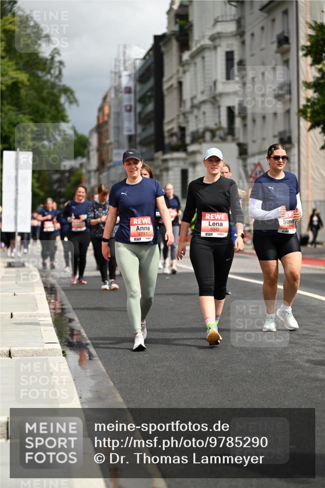 14.06.2026 - REWE Women's Run Dr. Thomas Lammeyer http://msf.ph/oto/9785290 14.06.2026 10:55:21 Laufen 5717, 57, 5342, 7, 57 meine-sportfotos.de