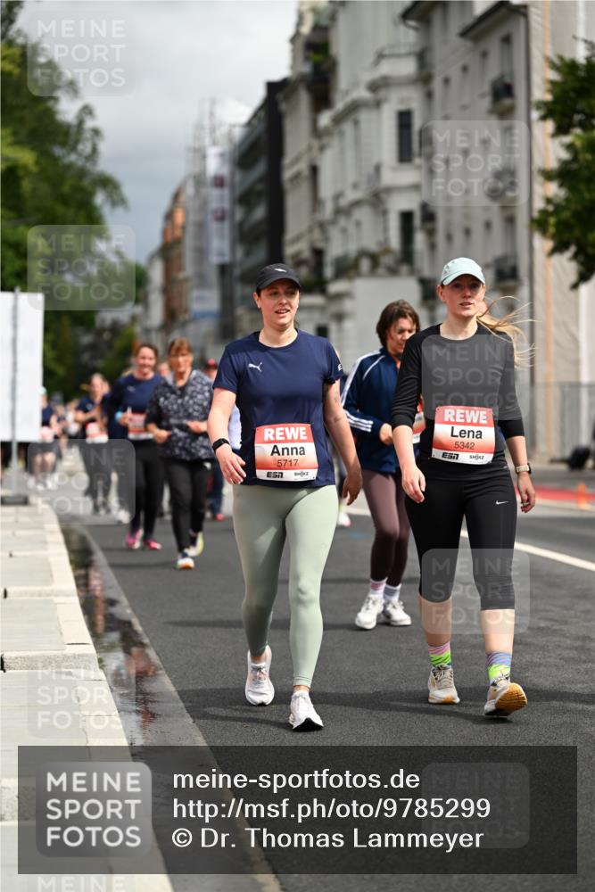 14.06.2026 - REWE Women's Run Dr. Thomas Lammeyer http://msf.ph/oto/9785299 14.06.2026 10:55:22 Laufen 5717, 5342 meine-sportfotos.de